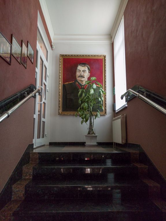 A múzeum melleti szállodában is Sztálin fogadott ...
