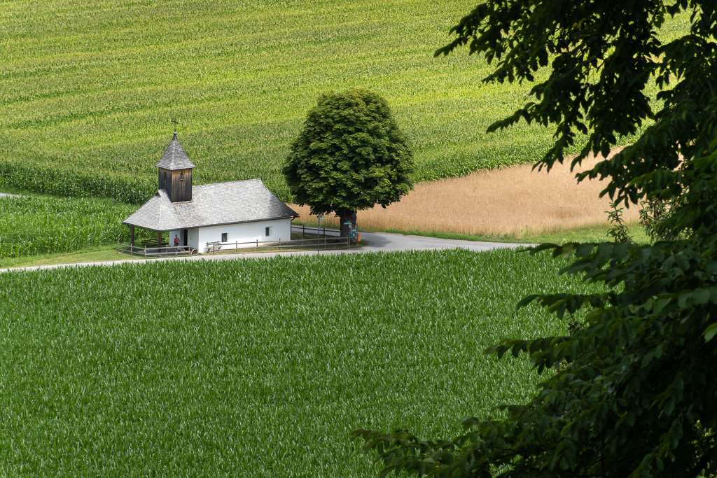 Kápolna Rosegg mellett