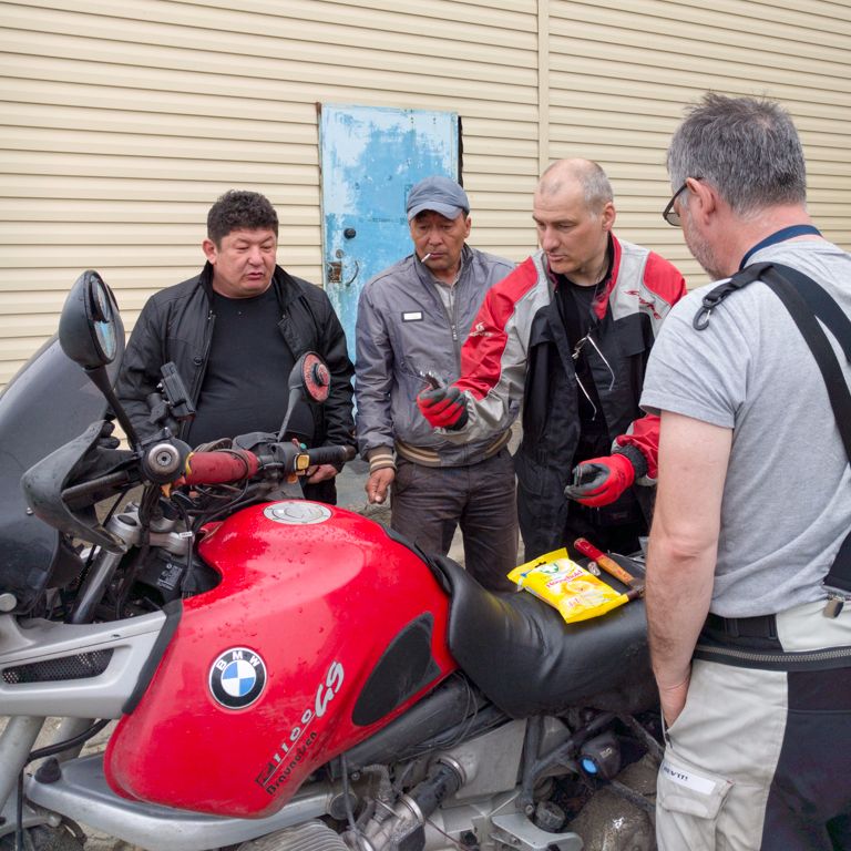 3. szerelés. Fékbetétcsere Emil motorján.