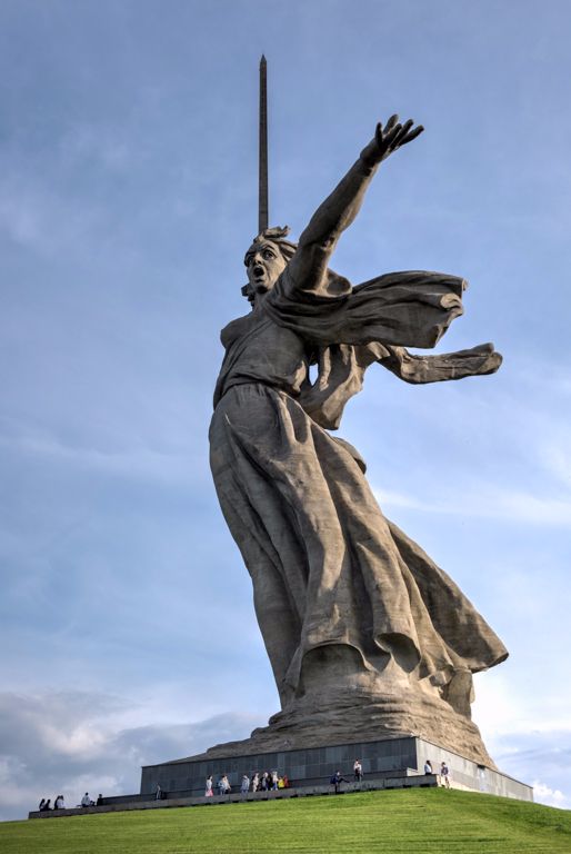 A Mamaev Kurgan ...